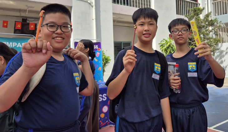 Học sinh dùng tiếng Anh để lan tỏa những câu chuyện về Bác Hồ - Ảnh 5.