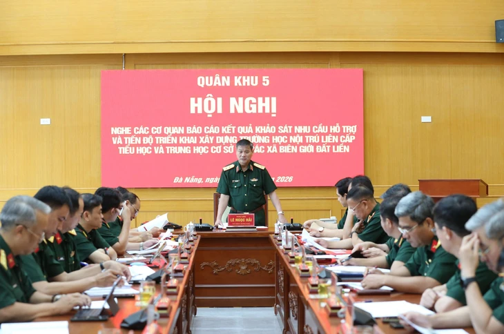 Nhiều tỉnh thành đề nghị Quân khu 5 hỗ trợ thêm nhân lực xây trường ở vùng biên - Ảnh 2.