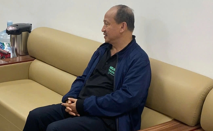 Trưởng khoa dược Bệnh viện Y học cổ truyền trung ương bị bắt vì buôn lậu hơn 50 tấn caffeine - Ảnh 2.