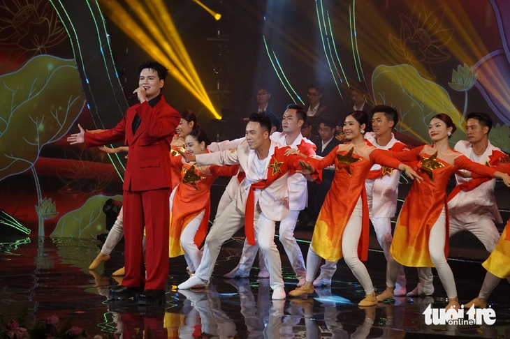 Bác Hồ - Ảnh 6.