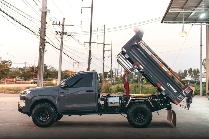 Toyota Hilux - Ảnh 22.