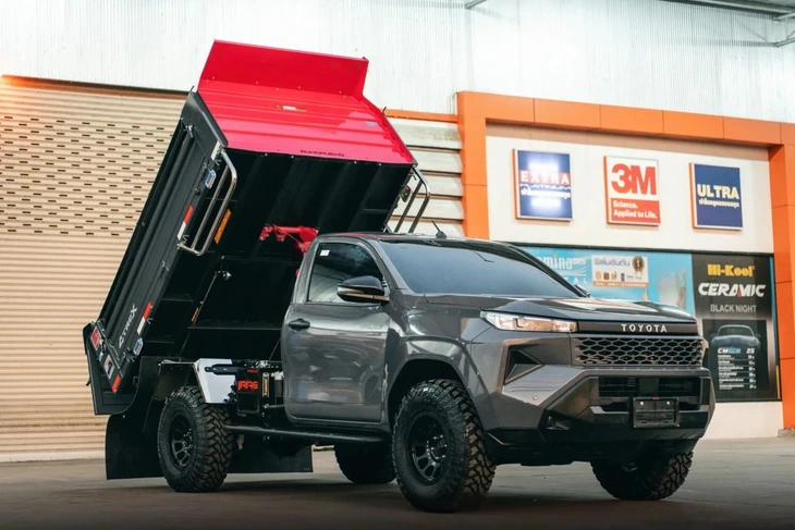 Toyota Hilux - Ảnh 24.