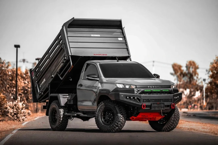 Toyota Hilux - Ảnh 25.
