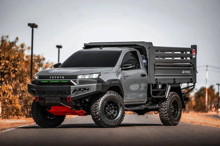 Toyota Hilux - Ảnh 26.