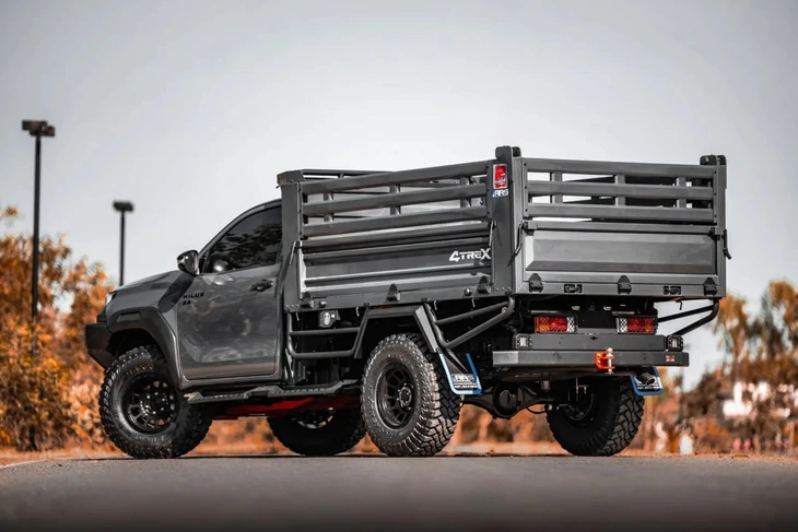 Toyota Hilux - Ảnh 27.