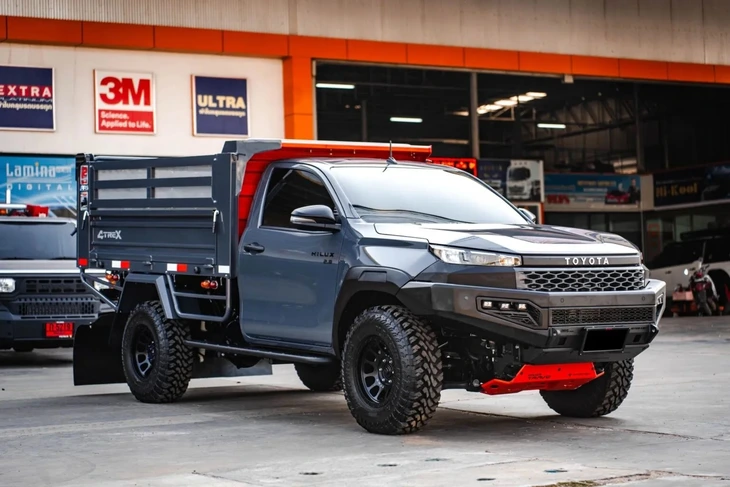Toyota Hilux - Ảnh 30.