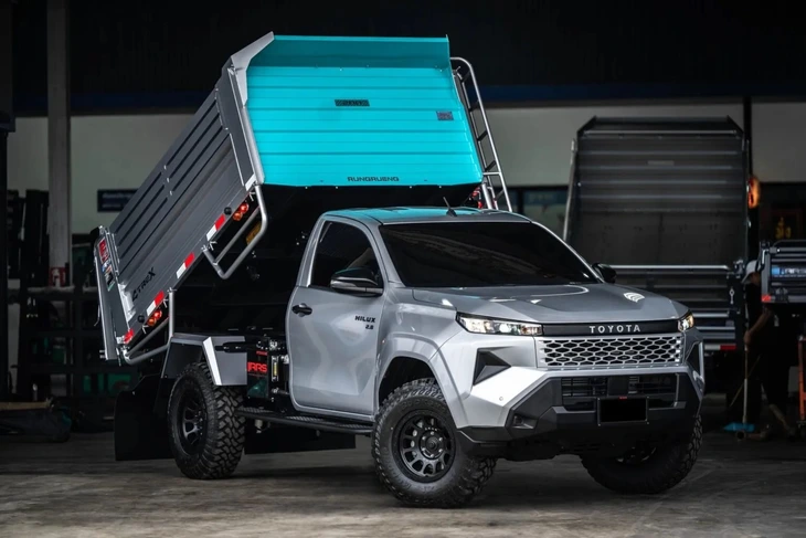 Toyota Hilux - Ảnh 18.