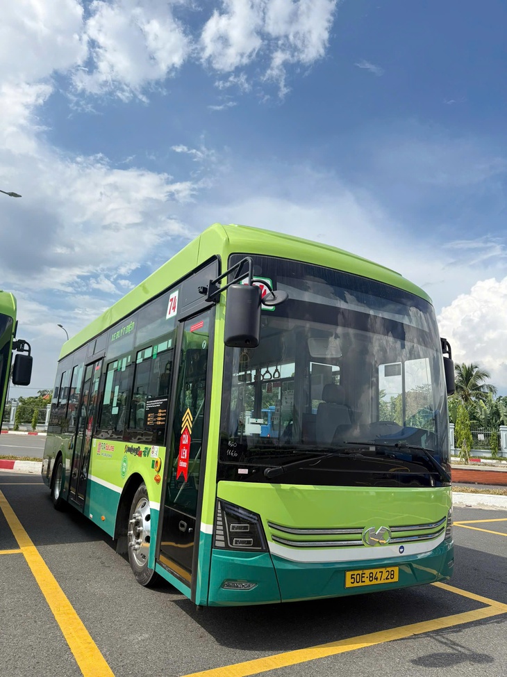 Tuyến buýt điện - Ảnh 2.