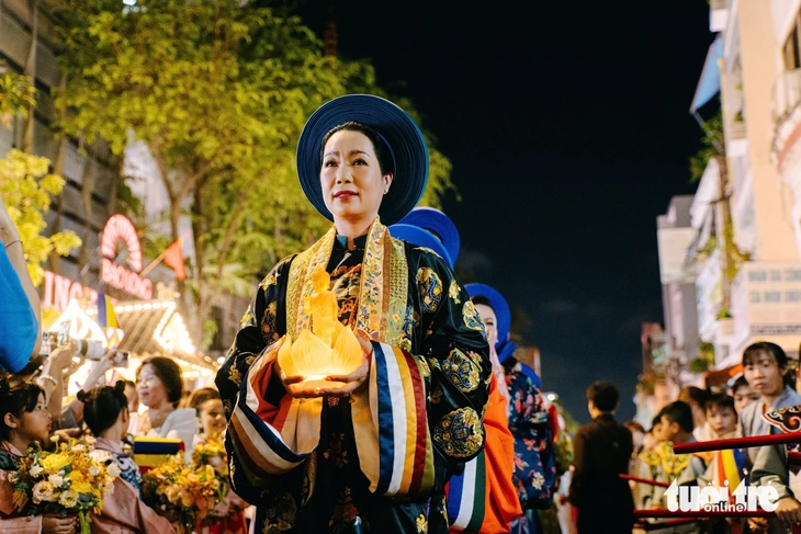 tắm Phật - Ảnh 3.
