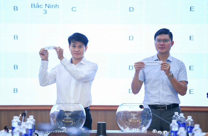 Ông Ngọ Duy Hiểu: Bóng đá cần trở thành một phần đời sống của công nhân - Ảnh 3.