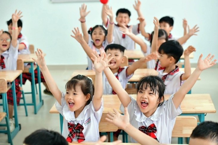 Thêm 1.000 phòng học, TP.HCM quyết giảm áp lực sĩ số lớp học - Ảnh 1. phòng học - Ảnh 1.
