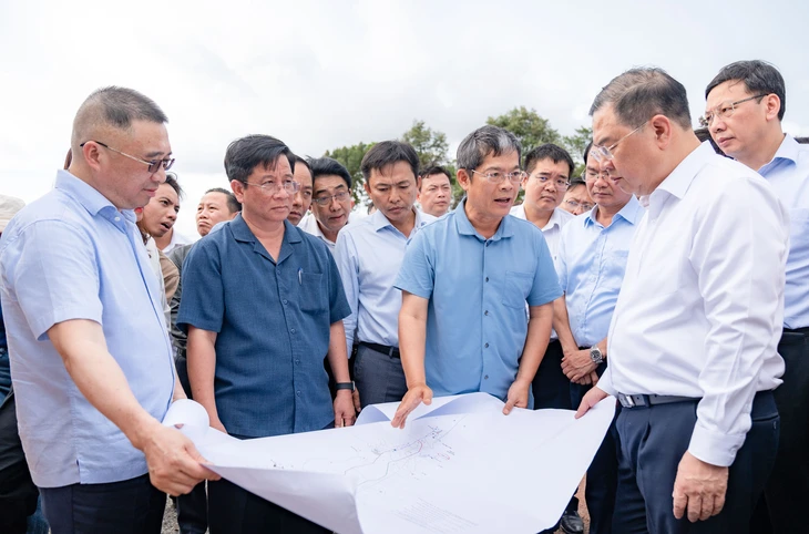 Bứt phá hạ tầng giao thông để đảo Phú Quốc sớm trở thành điểm đến tinh hoa - Ảnh 3.