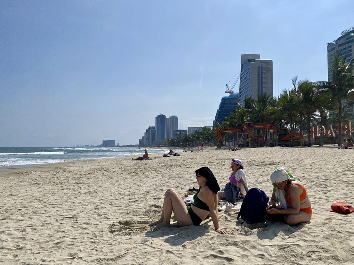 biển Đà Nẵng - Ảnh 2.