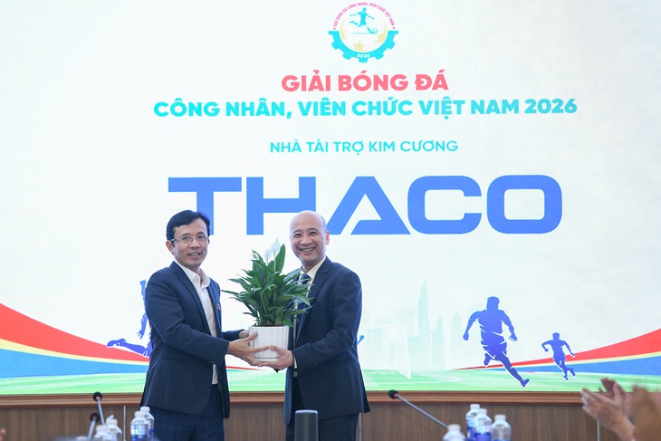 Giải bóng đá công nhân, viên chức - Ảnh 2.