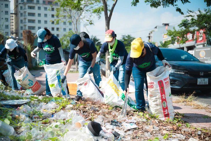 Manulife - Ảnh 2.