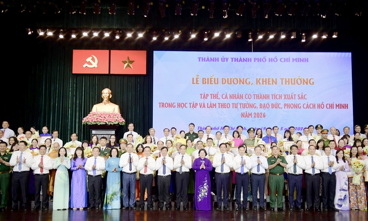 Mỗi người như bông hoa đẹp để cả thành phố là một vườn hoa - Ảnh 3.