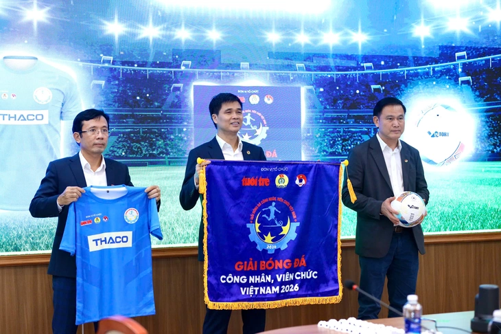 Giải bóng đá công nhân, viên chức - Ảnh 2.