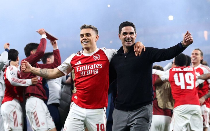 Ngôi sao 16 tuổi của Arsenal kết thúc mùa giải với một loạt kỷ lục ở Premier League - Ảnh 2.