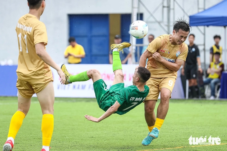 HLV Long 'Thổi' tái xuất ở Giải bóng đá công nhân, viên chức Việt Nam 2026 - Ảnh 2.