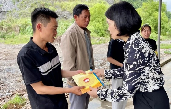 Tìm thấy nạn nhân vụ sạt lở đá, tạm dừng hoạt động mỏ đá - Ảnh 6.