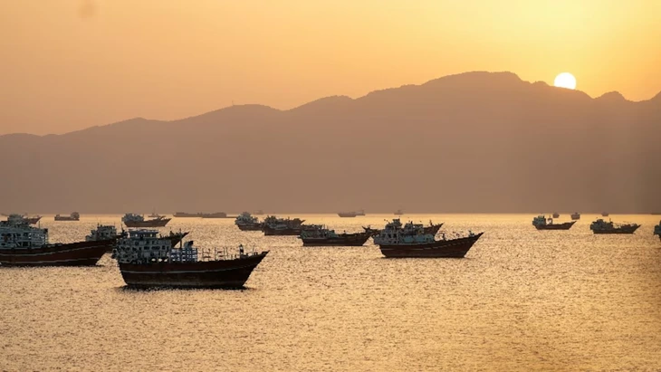 6 triệu thùng dầu thô rời eo biển Hormuz sau hai tháng - Ảnh 1. hormuz - Ảnh 1.