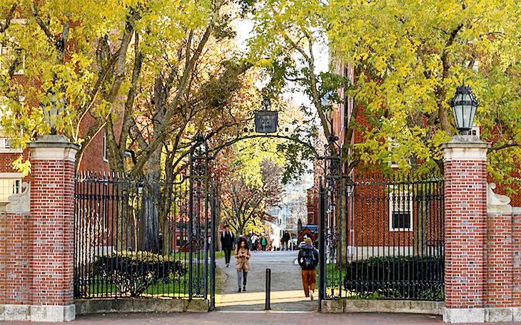 Tòa án Mỹ bác đơn kiện của chính quyền đối với Đại học Harvard - Ảnh 2.