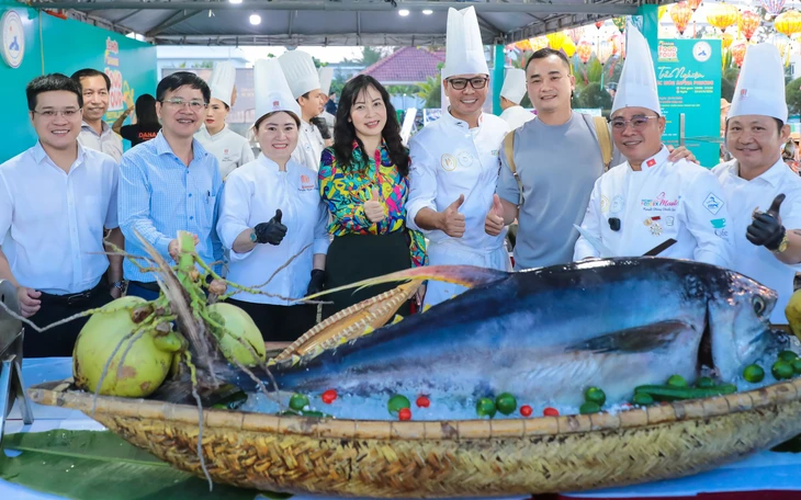 Hàng chục loại bánh dân gian xứ Quảng lần đầu trình diễn tại ngày hội bánh Hội An - Ảnh 7.