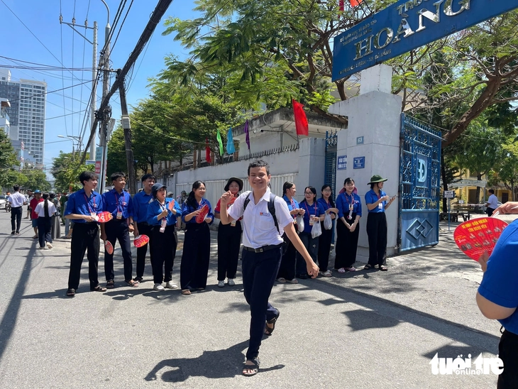 Đề văn thi lớp 10 Đà Nẵng được khen ‘rất dễ thương’ - Ảnh 4.