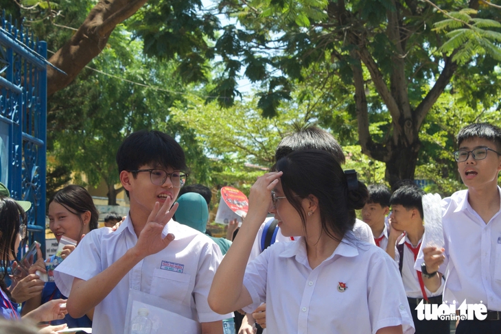 Đề văn thi lớp 10 Đà Nẵng được khen ‘rất dễ thương’ - Ảnh 6.