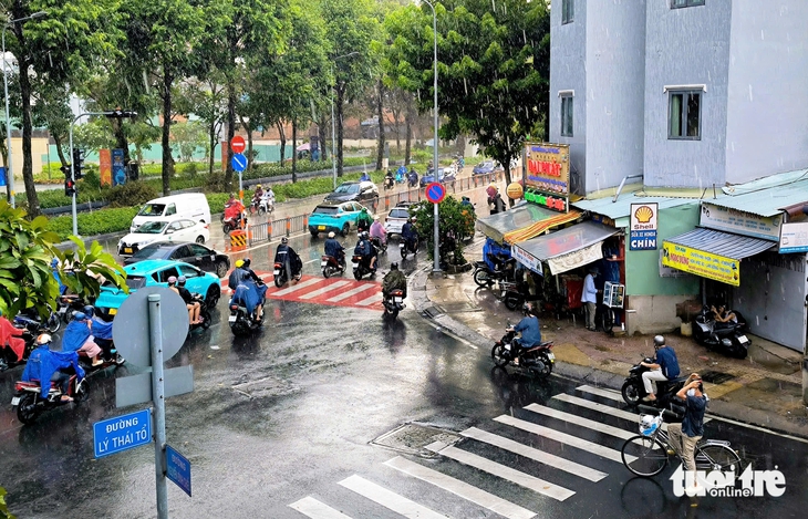 mưa - Ảnh 2.
