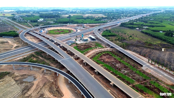 cao tốc - Ảnh 2.