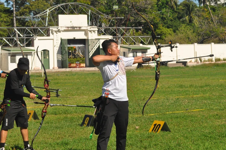 bắn cung - Ảnh 2.