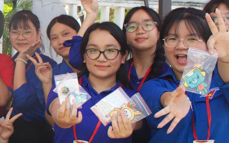 Thí sinh Đà Nẵng nhẹ nhõm sau môn thi Tiếng Anh vào lớp 10 - Ảnh 10.