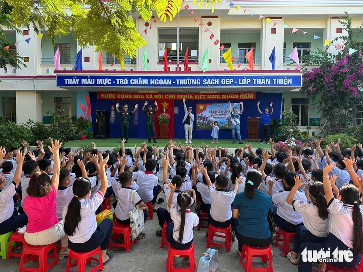 biên phòng - Ảnh 1.