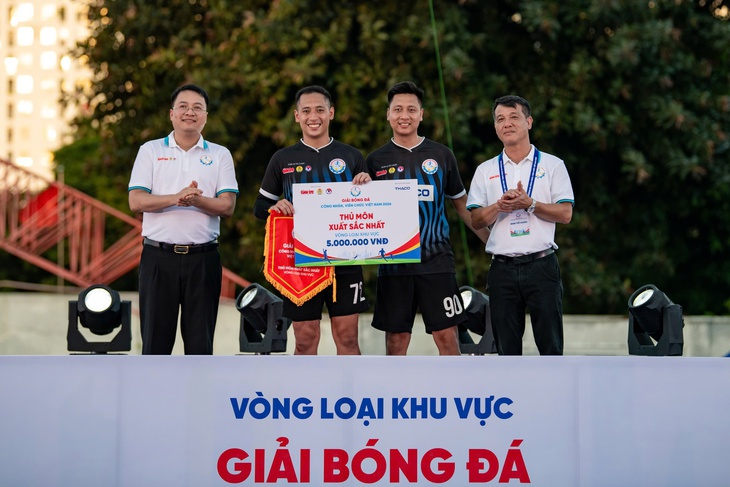công nhân - Ảnh 4.