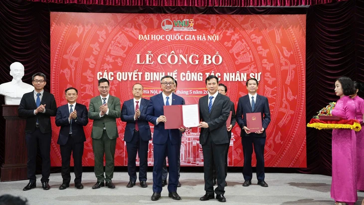 hiệu trưởng - Ảnh 2.