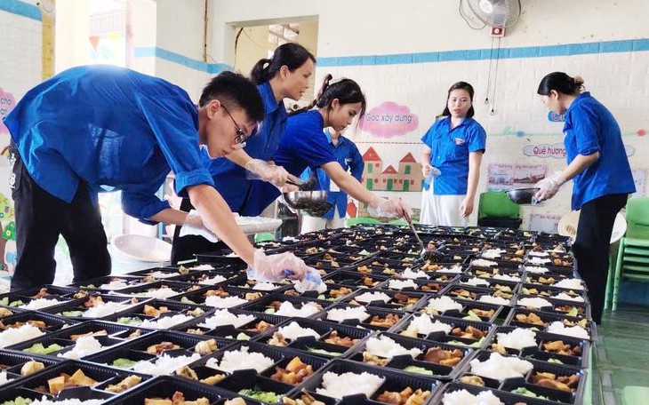 Thí sinh lớp 10 Khánh Hòa suy ngẫm về việc trân quý vẻ đẹp cảnh sắc quê hương - Ảnh 5.