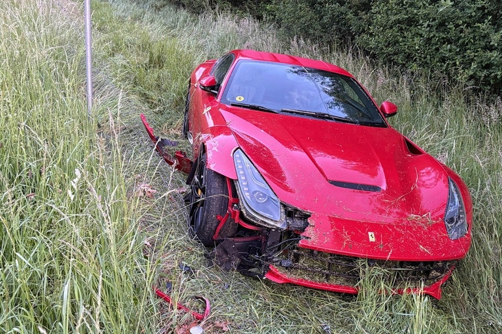 Ferrari - Ảnh 2.