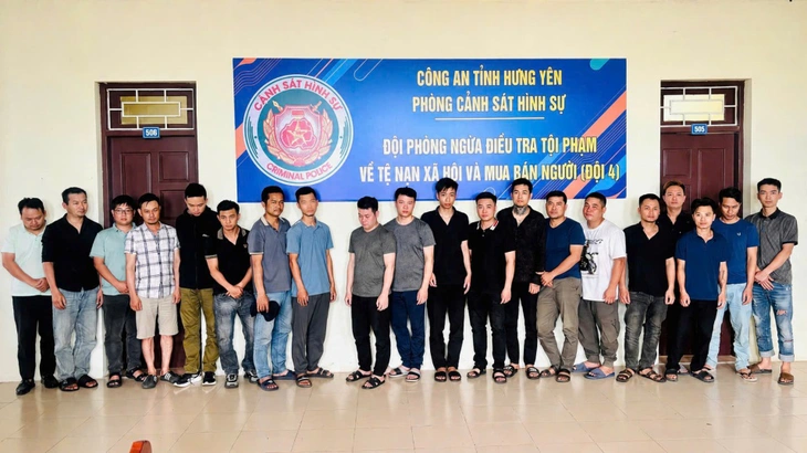 Khởi tố 29 người cá độ bóng đá trước thềm World Cup, nhiều người phạm tội lần đầu - Ảnh 1.