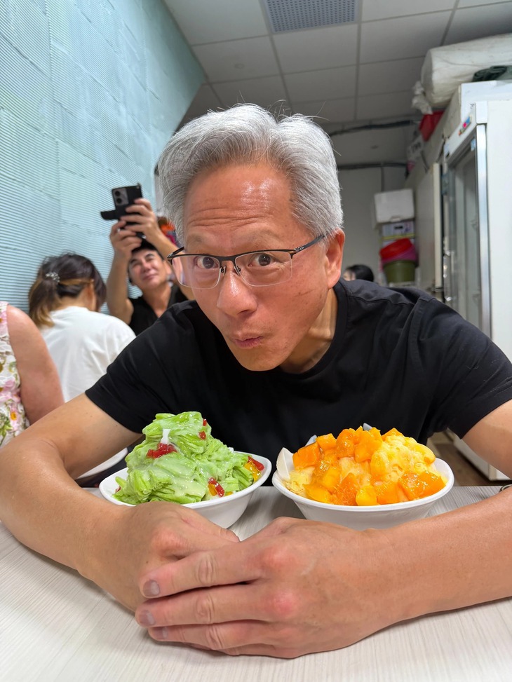 Jensen Huang - Ảnh 2.