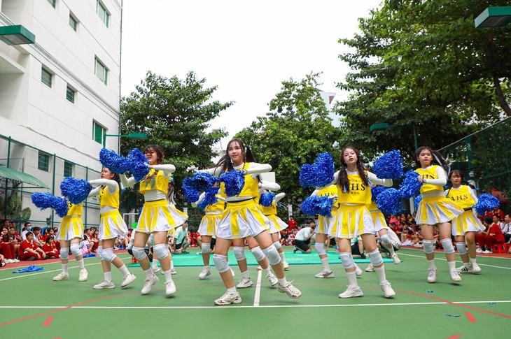 Asian School - Ảnh 3.