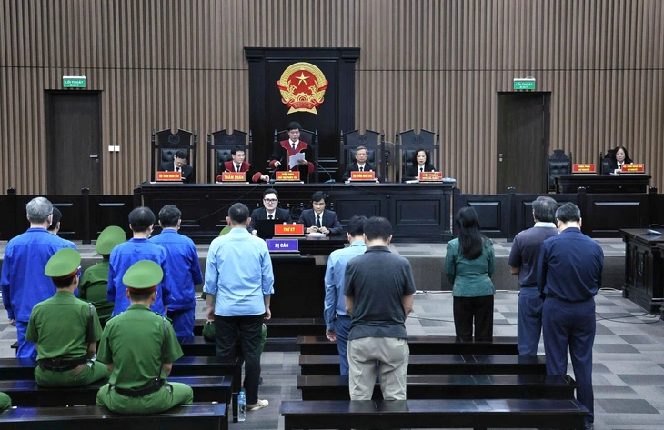 Cựu Bộ trưởng Nguyễn Thị Kim Tiến lãnh 6 năm tù, bồi thường 108 tỉ - Ảnh 2.