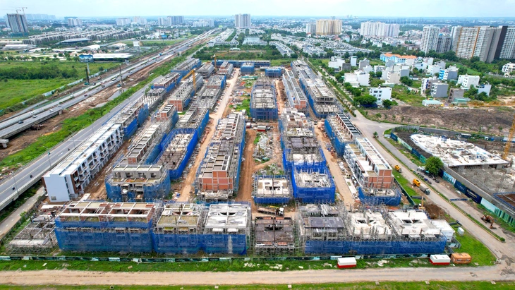 Đề xuất gỡ vướng cho 137 dự án bất động sản ở TP.HCM - Ảnh 1.
