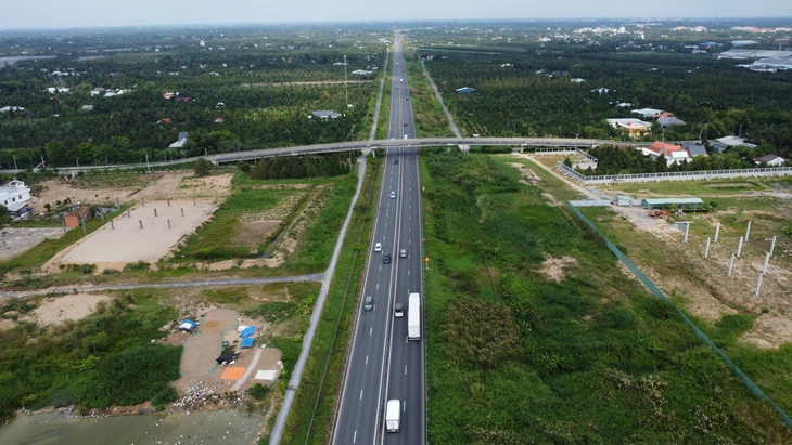 Trạm dừng nghỉ - Ảnh 2.
