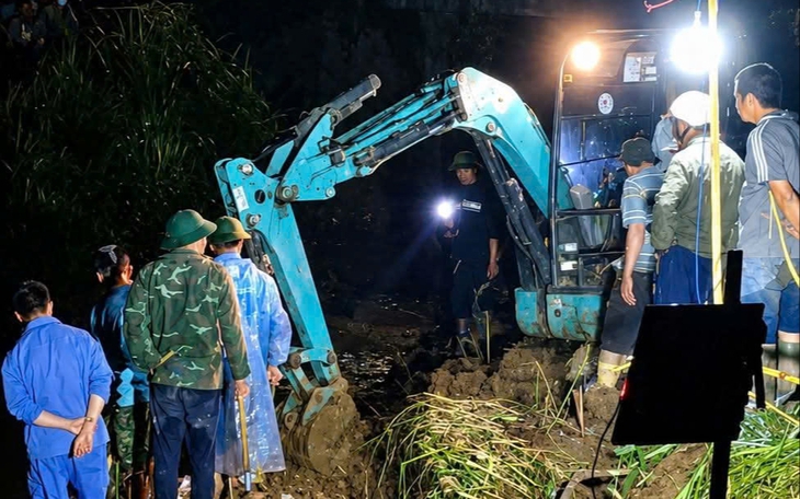 Nữ sinh 16 tuổi tử vong khi rơi xuống thác sâu 8m - Ảnh 2.