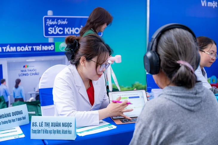 Long Châu và Mayoly triển khai 'Trạm tầm soát trí nhớ' tại Huế, nâng nhận thức về sức khỏe trí não - Ảnh 2.
