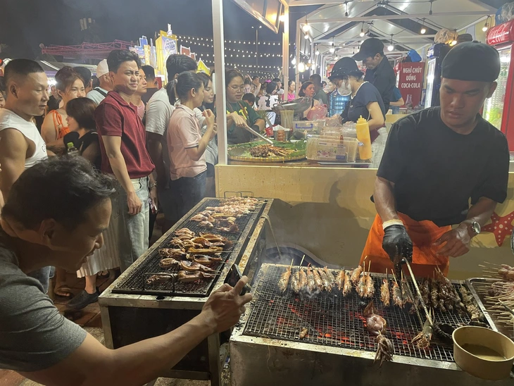 Lễ hội ẩm thực - Ảnh 2.