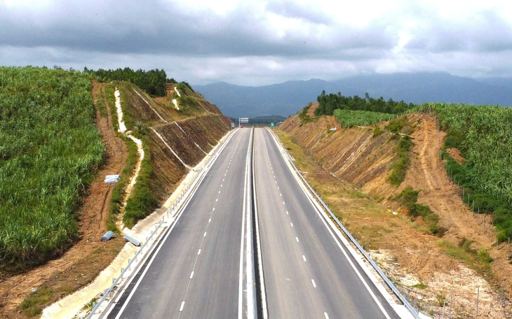 Khắc phục tình trạng thiếu vật liệu xây dựng làm cao tốc Khánh Hòa - Buôn Ma Thuột  - Ảnh 3.
