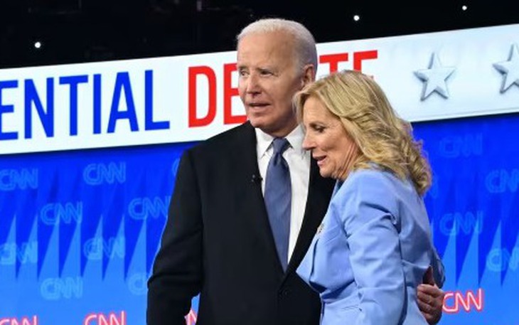 Ông Trump mỉa mai bà Jill Biden sau tiết lộ sốc về đêm tranh luận 'thảm họa' của ông Biden - Ảnh 3.