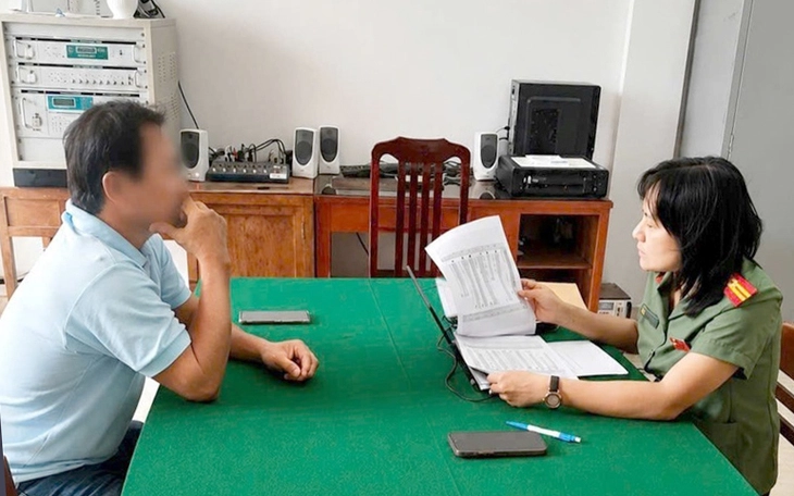 Xử phạt người đăng tin 'nắng nóng thóc phơi ngoài trời nổ thành bỏng' - Ảnh 3.